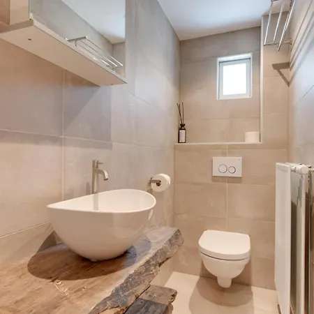 The Forester 度假居 斯霍尔